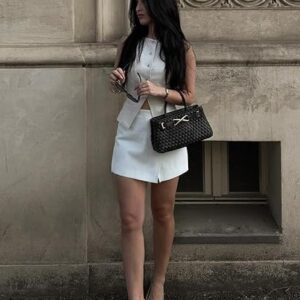 Marketplace & Online Shopping 135 women's woven tote bag