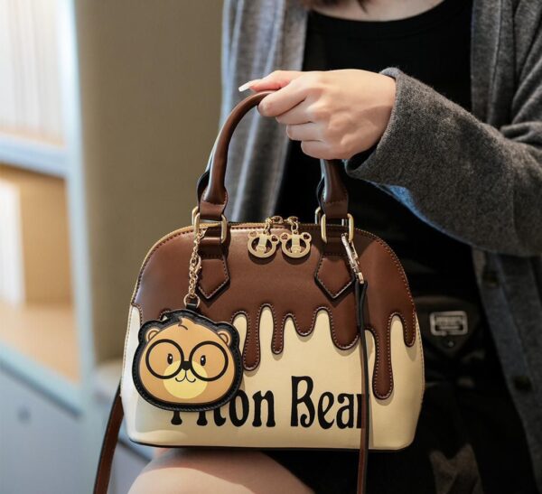trendy ladies casual crossbody bag