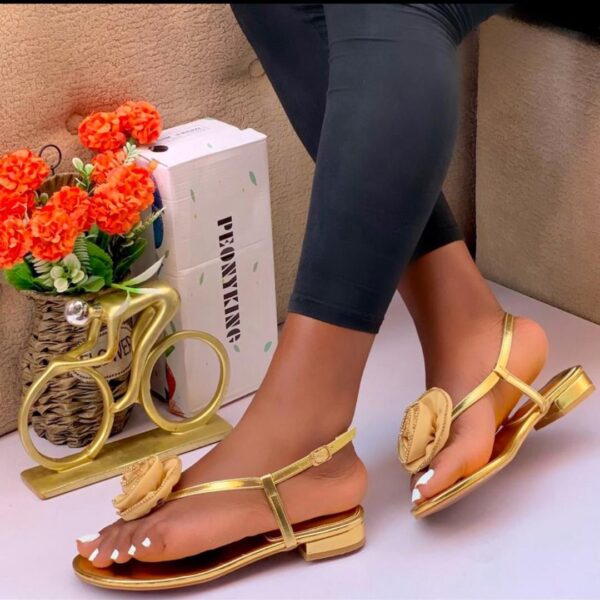 Women's Flower Embellishment Sandals