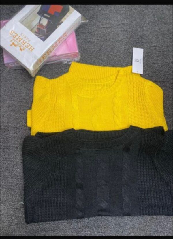 Ladies Cable Knit Lantern Sleeve Sweater