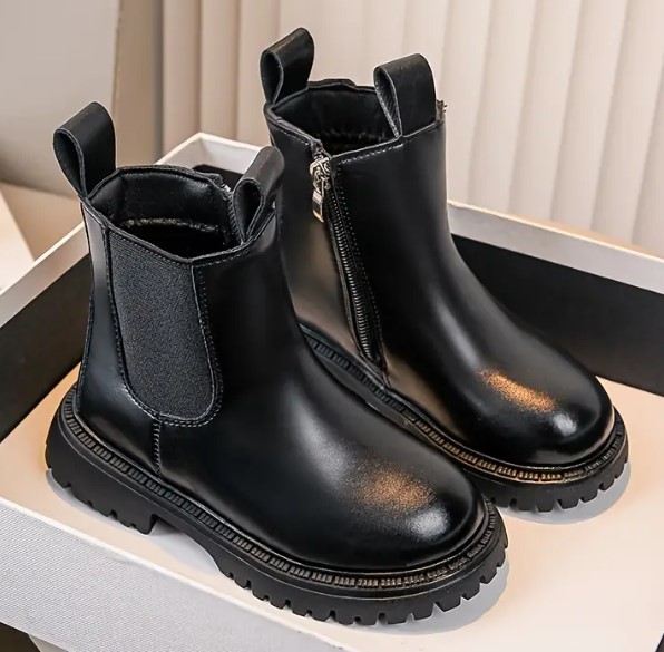 Kids Lightweight Chelsea Boots kids lightweight chelsea boots