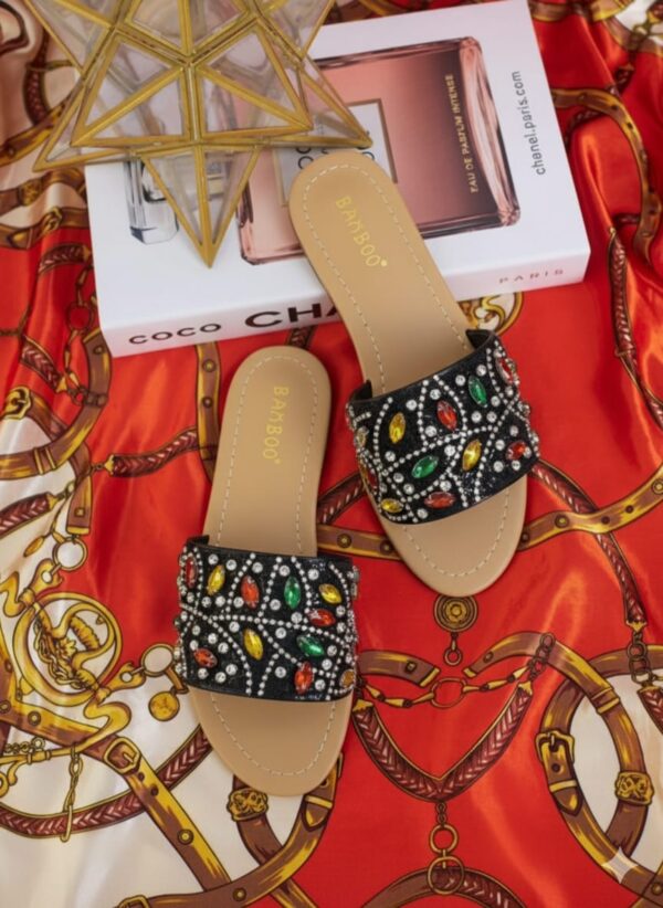 women embellished flat sandals