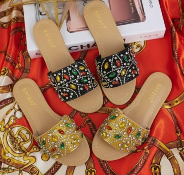 women embellished flat sandals
