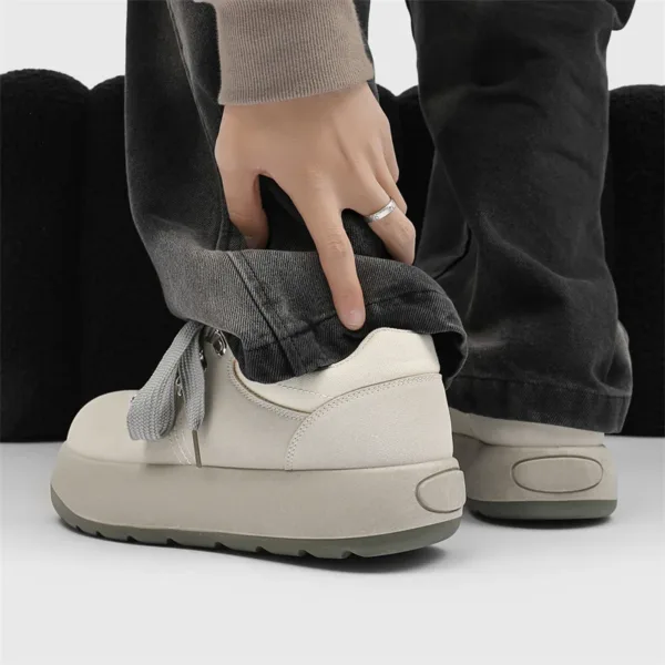 unisex lace-up moon boots