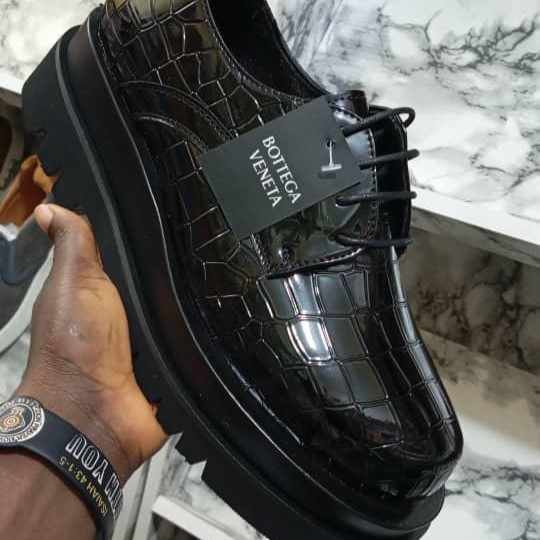 Men Black Glossy Lace-up Shoes men black glossy lace-up shoes