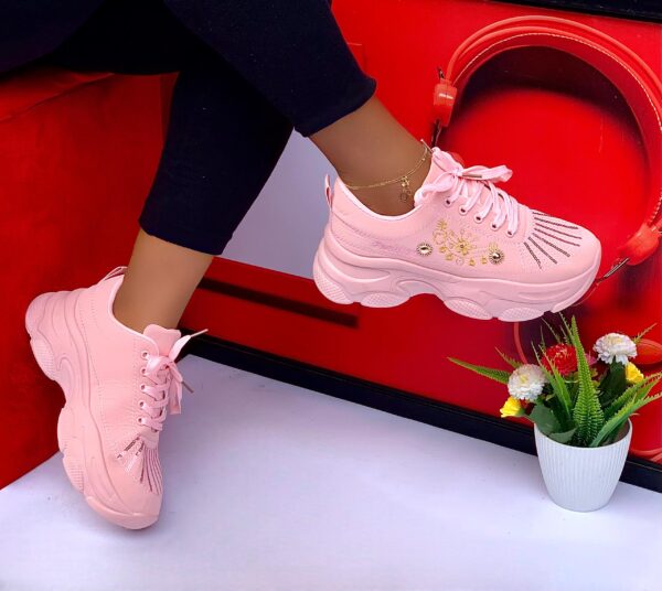 women fashion chunky sneakers