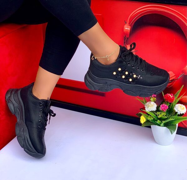 women fashion chunky sneakers