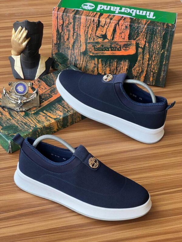 men fashion slip-on shoes