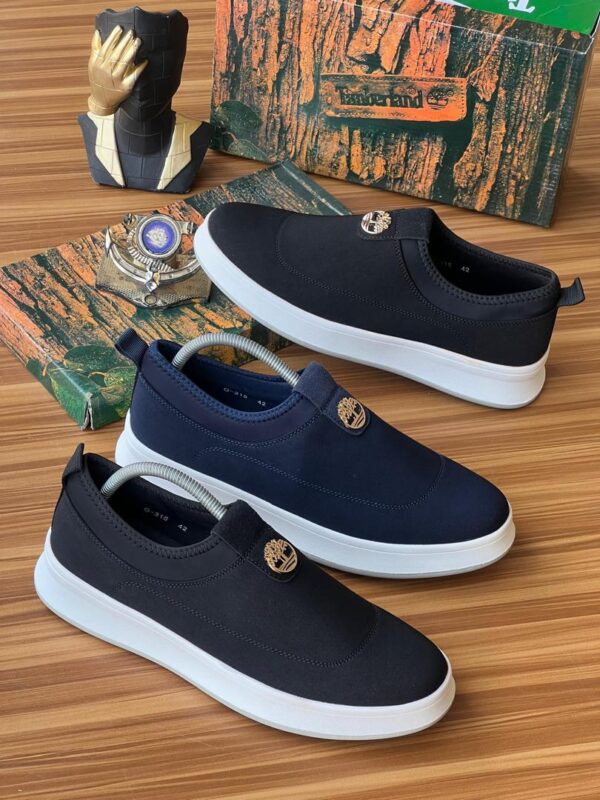 men fashion slip-on shoes
