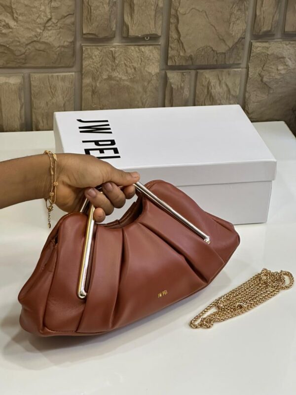 women metal frame clutch bags