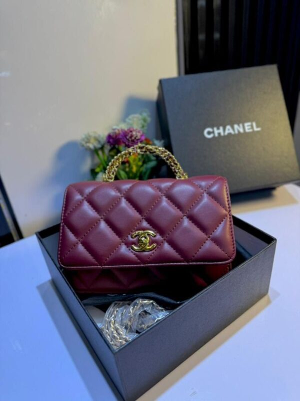 women designers quilted shoulder bags