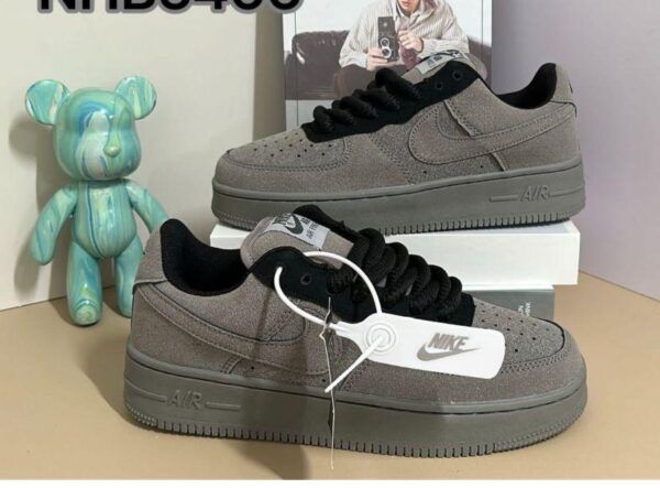 quality low cut sneakers