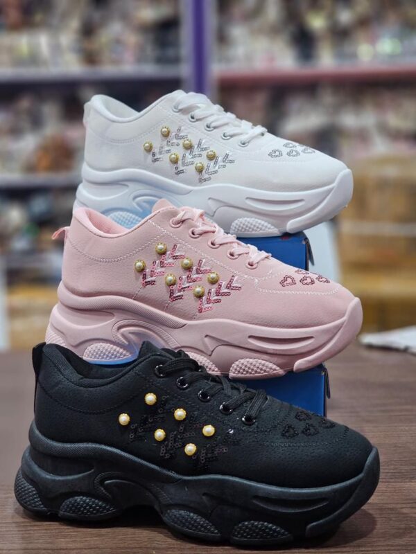 women fashion chunky sneakers