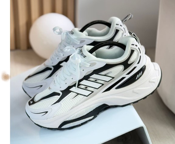 Trendy Unisex Sport Sneakers trendy unisex sport sneakers