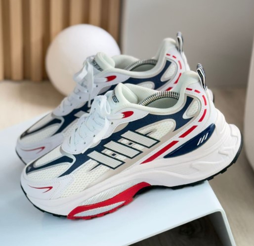 Trendy Unisex Sport Sneakers trendy unisex sport sneakers