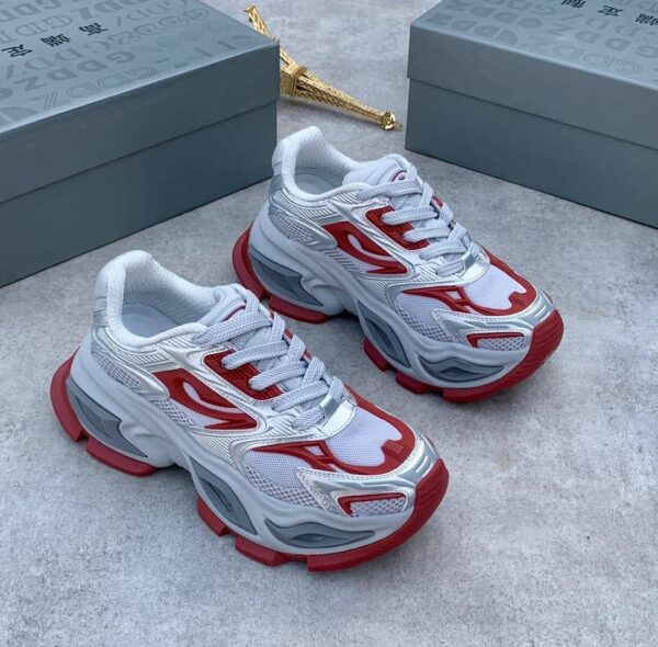 smart sneakers for men