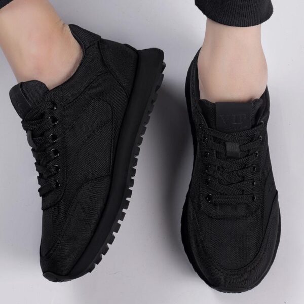 men black sneakers