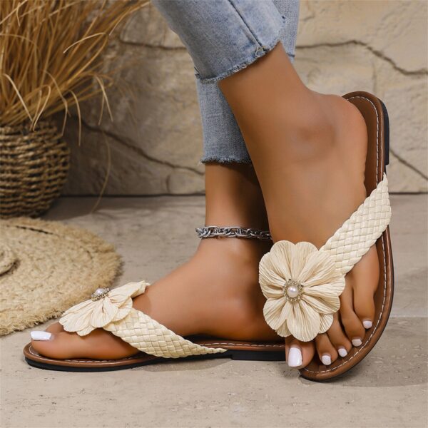 stylish nude women's flower embellished slippers