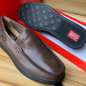 Marketplace & Online Shopping 130 casual shoes