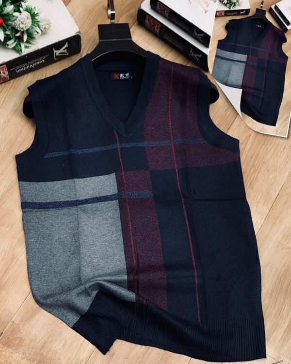 men wool sleeveless sweater
