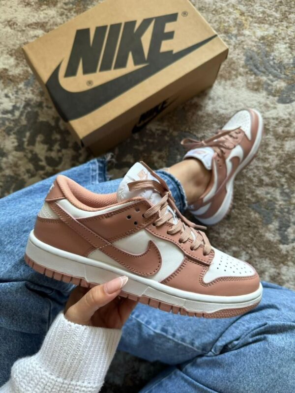 women dunk low rose whisper