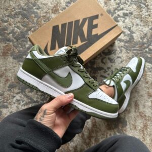 women dunk low in medium olive
