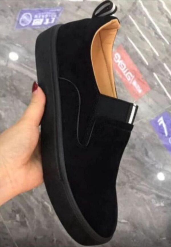men's black slip-on shoes