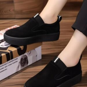 men's black slip-on shoes
