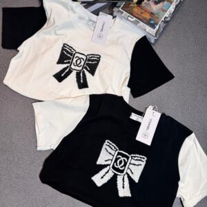 Marketplace & Online Shopping 134 bow graphic short sleeve shirt