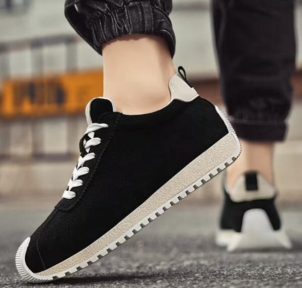 men's casual black non-slip sole sneakers