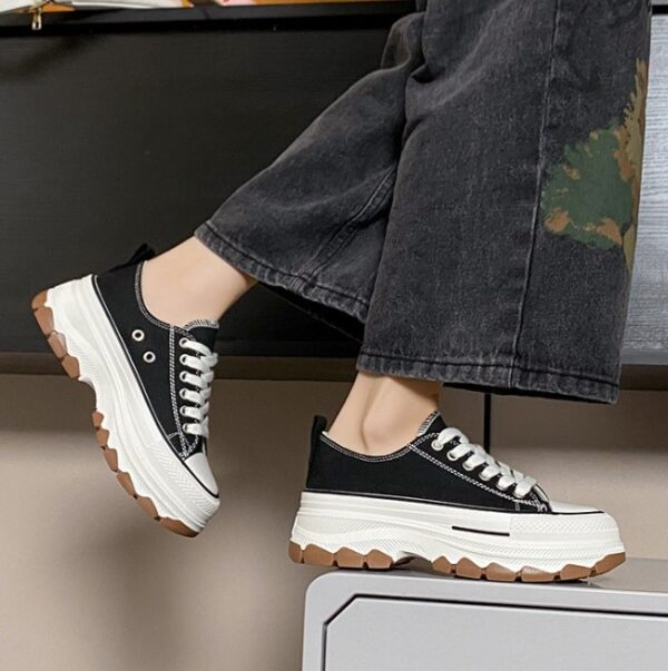 ladies thick-sole sneakers