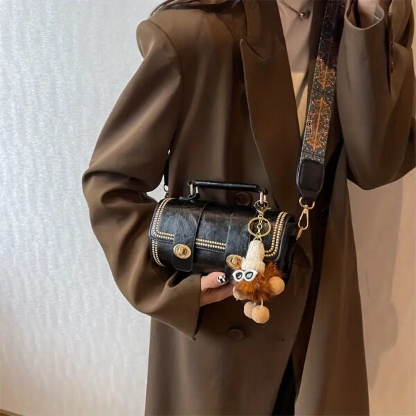 beautiful stylish handbag 1