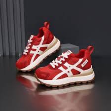 Marketplace & Online Shopping 135 platform sneakers