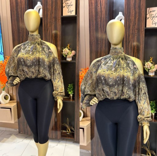 Patterned Chiffon Shoulder Décolleté Blouse patterned chiffon shoulder décolleté blouse