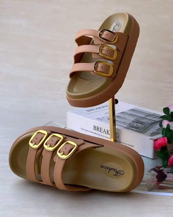 women casual thick-soled slides