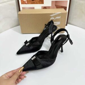 ladies black slingback kitten pumps