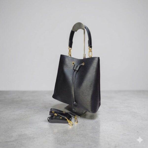 quality leather handbag for ladies