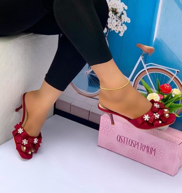 women open-toe heel slippers