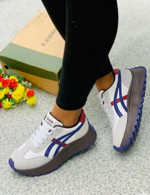 women's casual fashion sneakers