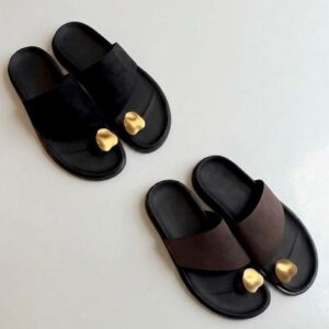 Marketplace & Online Shopping 136 women leather slide sandals