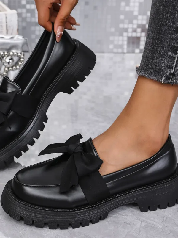 ladies fashion slip-on loafers