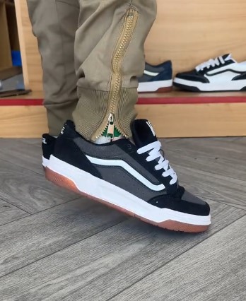 Unisex Suede Thick-soled Sneakers unisex suede thick-soled sneakers