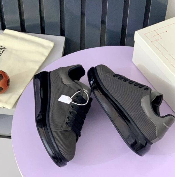 men designer lace-up sneakers