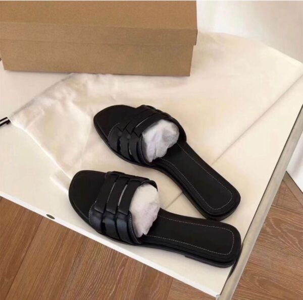 Stylish Women's Slippers stylish women's slippers