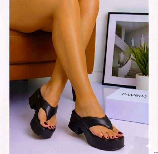 Women's Chunky Platform Slippers Women's Chunky Platform Slippers