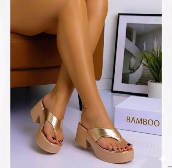 Women's Chunky Platform Slippers Women's Chunky Platform Slippers