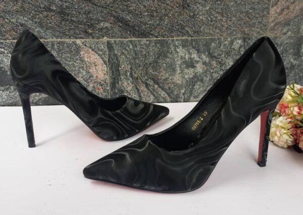 women's pointed-toe heels