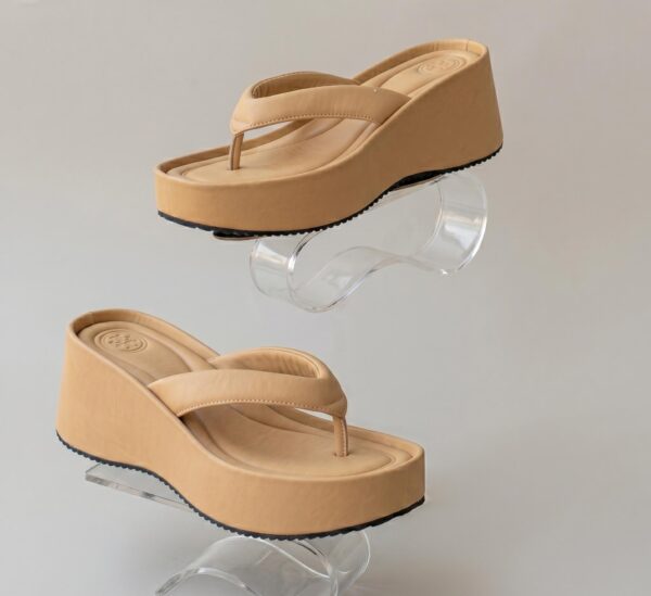women's wedge slippers