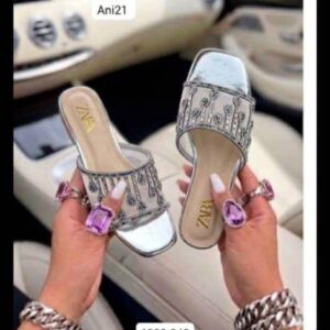 versatile women’s outdoor slippers