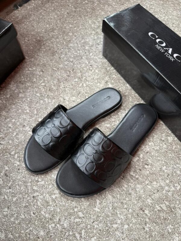 hc quality comfort slippers